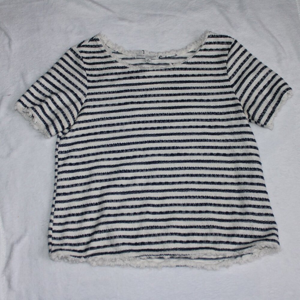 Green Envelope Semi-Cropped Fringed Short Sleeve White and Black Striped Size M